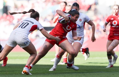 250426 - England v Wales, 2026 Guinness Women’s 6 Nations - Kayleigh Powell of Wales charges for the line