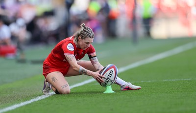 250426 - England v Wales, 2026 Guinness Women’s 6 Nations - Keira Bevan of Wales takes a conversion