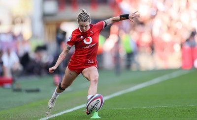 250426 - England v Wales, 2026 Guinness Women’s 6 Nations - Keira Bevan of Wales takes a conversion