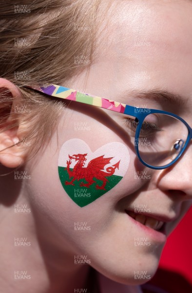 250426 - England v Wales, 2026 Guinness Women’s 6 Nations - Wales fans wait for the team to arrive