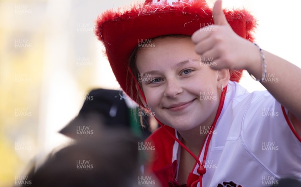 250426 - England v Wales, 2026 Guinness Women’s 6 Nations - Wales fans wait for the team to arrive