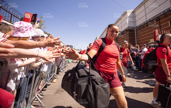 250426 - England v Wales, 2026 Guinness Women’s 6 Nations - Jorja Aiono of Wales as the Wales team arrive at Ashton Gate