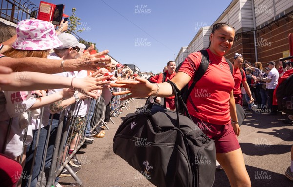 250426 - England v Wales, 2026 Guinness Women’s 6 Nations - Jorja Aiono of Wales as the Wales team arrive at Ashton Gate