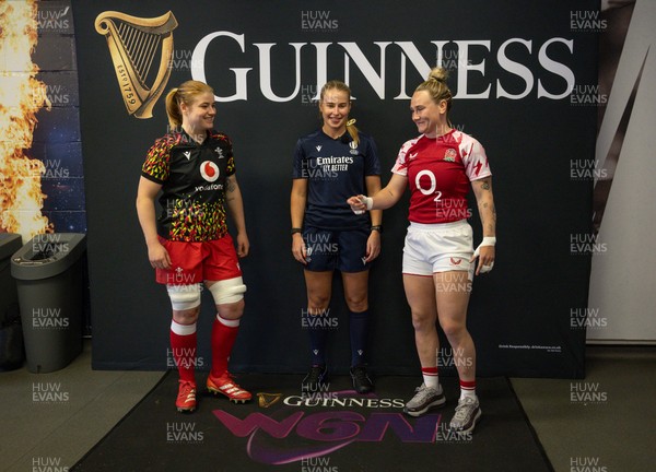 250426 - England v Wales, 2026 Guinness Women’s 6 Nations -  Coin toss with captains Bethan Lewis of Wales and England’s Megan Jones