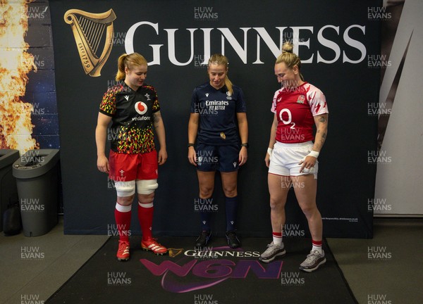 250426 - England v Wales, 2026 Guinness Women’s 6 Nations -  Coin toss with captains Bethan Lewis of Wales and England’s Megan Jones