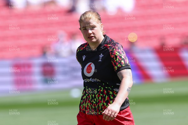 250426 - England v Wales, 2026 Guinness Women’s 6 Nations - Bethan Lewis of Wales during warm up