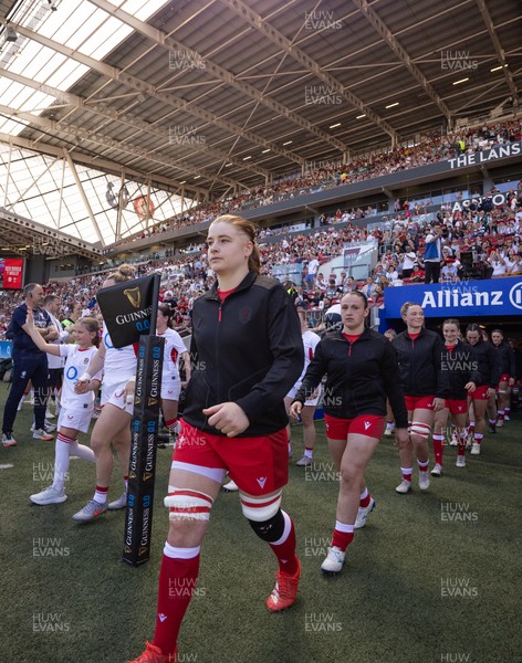 250426 - England v Wales, 2026 Guinness Women’s 6 Nations - Bethan Lewis of Wales leads the team out at the start of the match