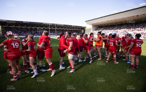 250426 - England v Wales, 2026 Guinness Women’s 6 Nations - Wales players embrace each other at the end of the match