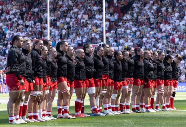 250426 - England v Wales, 2026 Guinness Women’s 6 Nations - Wales line up for the anthems ahead of the match