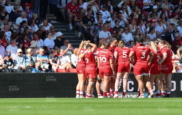 250426 - England v Wales, 2026 Guinness Women’s 6 Nations - The Wales team huddle up during the match