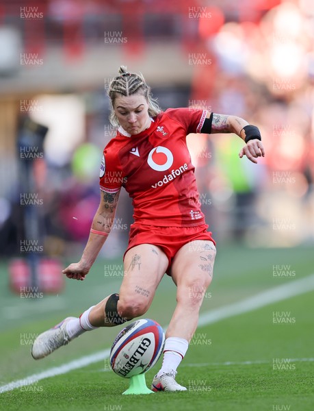 250426 - England v Wales, 2026 Guinness Women’s 6 Nations - Keira Bevan of Wales takes a conversion