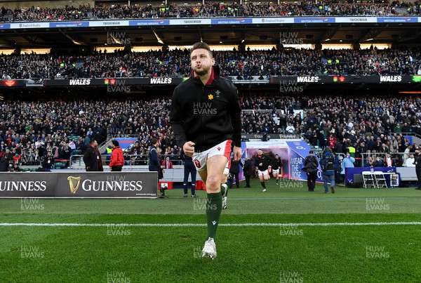 260222 - England v Wales - Guinness Six Nations 2022 - Dan Biggar of Wales leads out his side