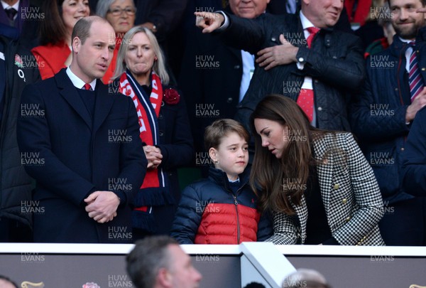 260222 - England v Wales - Guinness Six Nations 2022 - HRH The Duke of Cambridge Prince William, Prince George and Dutchess of Cambridge ahead of kick off