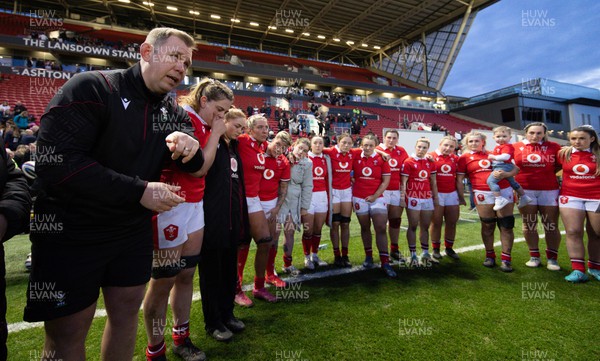 300324 - England v Wales, Guinness Women’s 6 Nations - Ioan Cunningham, Wales Women head coach speaks to the Wales players at the end of the match