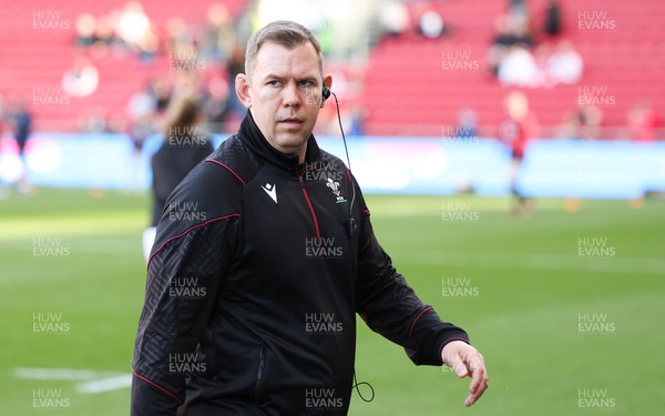 300324 - England v Wales, Guinness Women’s 6 Nations - Ioan Cunningham, Wales Women head coach, during warm up