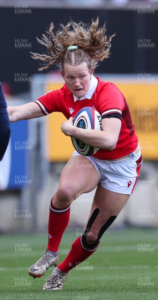 300324 - England v Wales, Guinness Women’s 6 Nations - Carys Cox of Wales in action