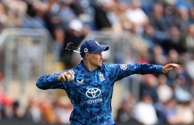 010625 - England v West Indies - 2nd ODI at Sophia Gardens - Joe Root of England