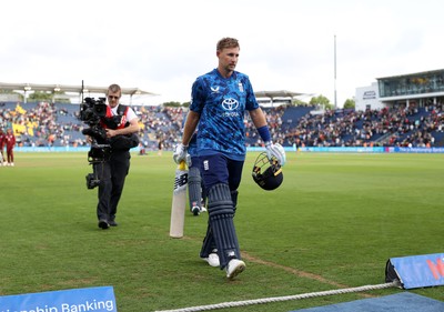 010625 - England v West Indies - 2nd ODI at Sophia Gardens - Joe Root of England leaves the field, as he becomes England�s highest ever run scorer