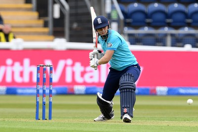 160526 - England Women v New Zealand Women - Metro Bank One Day International - Heather Knight of England Women batting