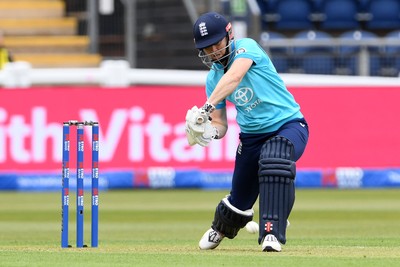 160526 - England Women v New Zealand Women - Metro Bank One Day International - Heather Knight of England Women batting