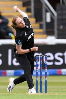 160526 - England Women v New Zealand Women - Metro Bank One Day International - 