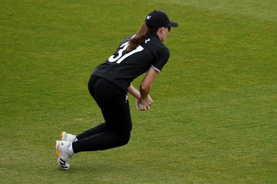 160526 - England Women v New Zealand Women - Metro Bank One Day International - Rosemary Mair of New Zealand Women catches the ball to dismiss Freya Kemp of England Women