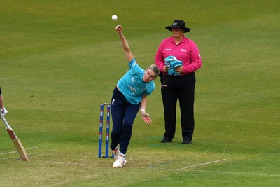 160526 - England Women v New Zealand Women - Metro Bank One Day International - Lauren Bell of England Women bowling