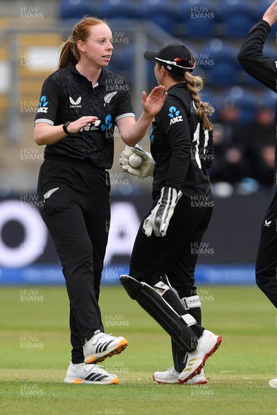 160526 - England Women v New Zealand Women - Metro Bank One Day International - Bree Illing of New Zealand Women bowls the ball to dismiss Emma Lamb of England Women