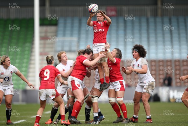 070320 - England Women v Wales Women - 6 Nations Championship - Alisha Butchers of Wales wins the line out