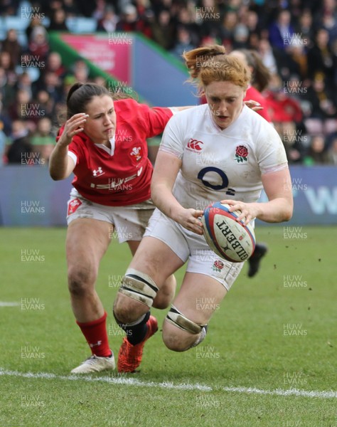 070320 - England v Wales, Women's Six Nations 2020 - Harriet Millar-Mills of England powers over to score try Poppy Cleall of England 