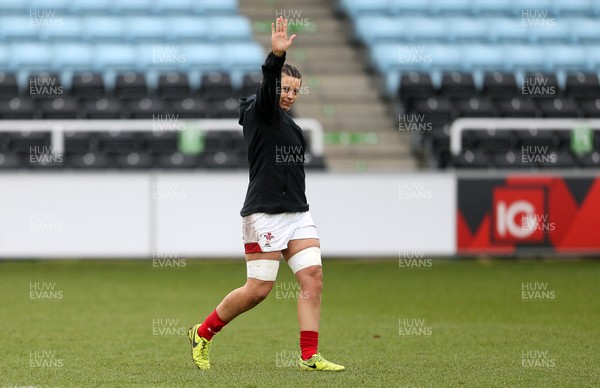 100218 - England Women v Wales Women - Natwest 6 Nations - Sioned Harries of Wales wins her 50th cap