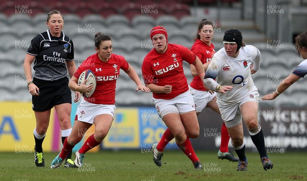 100218 - England Women v Wales Women - Natwest 6 Nations - Rhiannon Parker of Wales makes ground