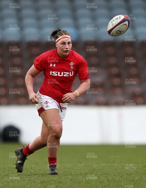 100218 - England Women v Wales Women - Natwest 6 Nations - Amy Evans of Wales