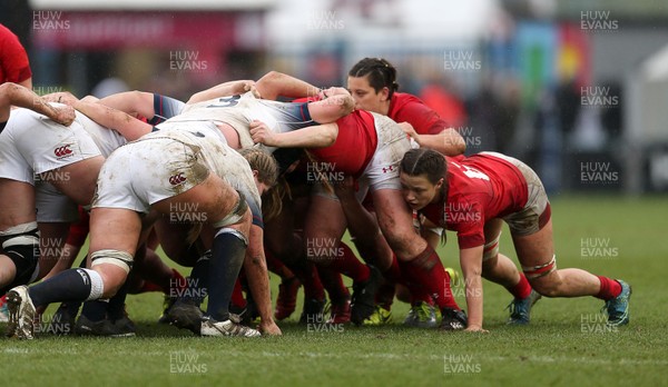 100218 - England Women v Wales Women - Natwest 6 Nations - Alisha Butchers of Wales in the scrum
