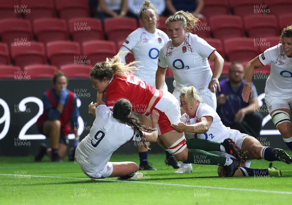 140922 - England Women v Wales Women, Women’s Rugby World Cup Warm-up Match - Gwen Crabb of Wales powers over to score try
