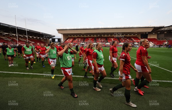 140922 - England Women v Wales Women, Women’s Rugby World Cup Warm-up Match - The Wales team make their way to the changing room after warm up