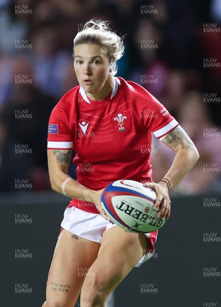 140922 - England Women v Wales Women, Women’s Rugby World Cup Warm-up Match - Keira Bevan of Wales