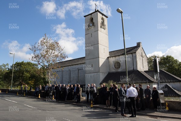 280918 - Enzo Calzaghe Funeral, Newbridge, South Wales - Mourners gather at the church for the funeral of boxing trainer Enzo Calzaghe