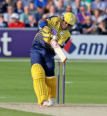 Essex v Hampshire 240616