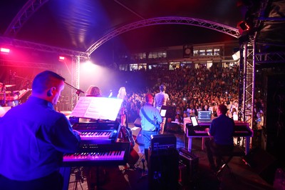 150918 - An Evening of ABBA at Sophia Gardens -  Fans enjoy the concert 