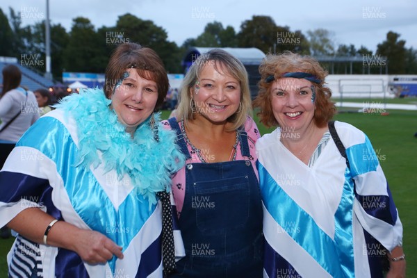 150918 - An Evening of ABBA at Sophia Gardens -  Fans enjoy the atmosphere before the concert 