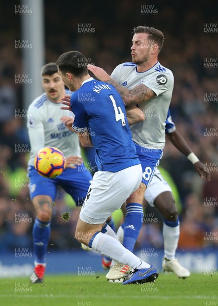 241118 - Everton v Cardiff City - Premier League -  Michael Keene of Everton and Joe Ralls of Cardiff tussle for the ball