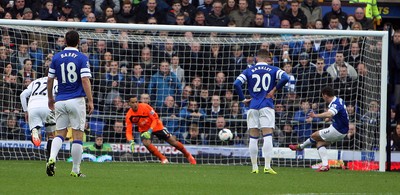 Everton v Swansea City 220314