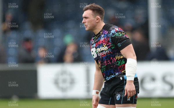 180126 - Exeter Chiefs v Cardiff Rugby - EPCR Challenge Cup - Taine Basham of Cardiff Rugby during warm up