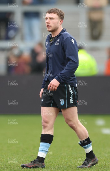 180126 - Exeter Chiefs v Cardiff Rugby - EPCR Challenge Cup - Tom Bowen of Cardiff Rugby during warm up