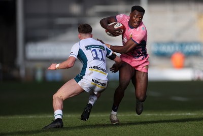 150225 - Exeter Chiefs v Gloucester Rugby - Premiership Cup Pool E - Paul Brown-Bampoe of Exeter is tackled by Jack Cotgreave of Gloucester 