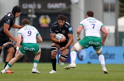 110525 - Exeter Chiefs v Northampton Saints - Gallagher Premiership - Ethan Roots of Exeter 