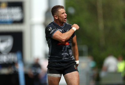 110525 - Exeter Chiefs v Northampton Saints - Gallagher Premiership - Harvey Skinner of Exeter celebrates scoring a try