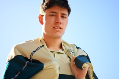 140326 - Exeter City v Cardiff City - Sky Bet League 1 - Rubin Colwill of Cardiff City arrives ahead of kick off 