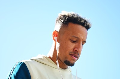 140326 - Exeter City v Cardiff City - Sky Bet League 1 - Callum Robinson of Cardiff City arrives ahead of kick off 